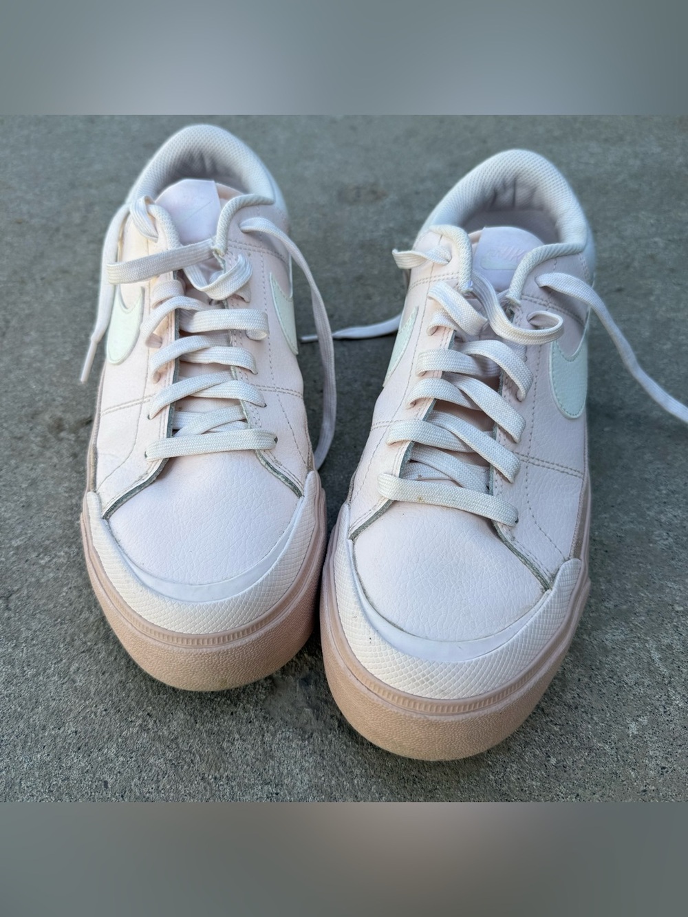 Nike Court Legacy Lift Women's Platform Sneaker - Light Pink/White Size 10 - Picture 5 of 8